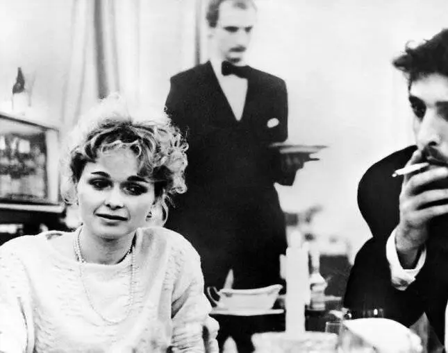 Копытом сюда, копытом туда (1988) в хорошем качестве смотреть онлайн Копытом сюда, копытом туда (1988) фильм в хорошем качестве смотреть онлайн