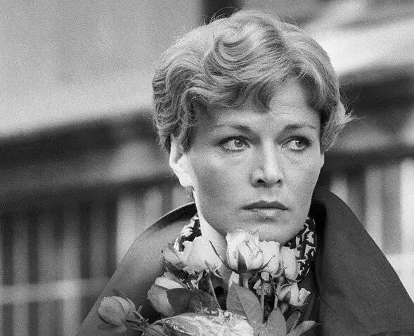 На углу Арбата и улицы Бубулинас (1972) смотреть онлайн На углу Арбата и улицы Бубулинас (1972) фильм смотреть онлайн