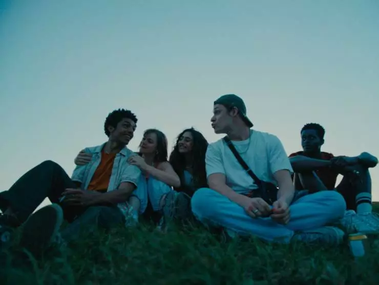 Живи сейчас (2024) в хорошем качестве смотреть онлайн Живи сейчас (2024) фильм в хорошем качестве смотреть онлайн