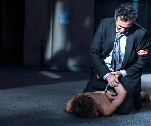 Сообщник (2009) смотреть онлайн бесплатно Сообщник (2009) фильм смотреть онлайн бесплатно