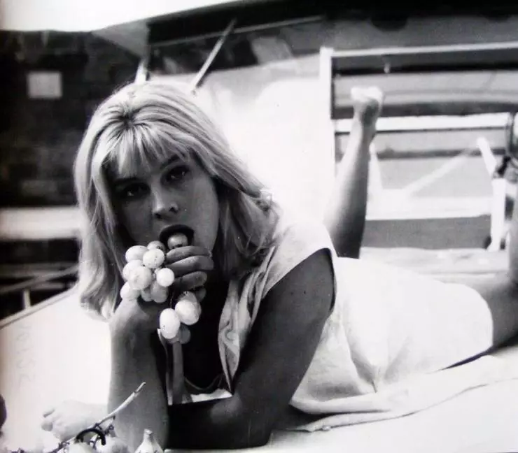 Дорогая (1965) смотреть онлайн бесплатно Дорогая (1965) фильм смотреть онлайн бесплатно