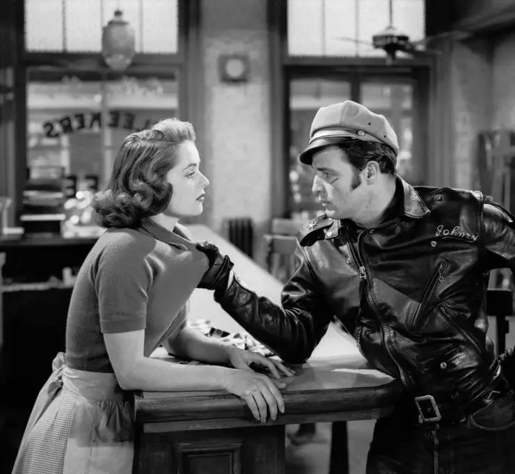 Дикарь (1953) смотреть онлайн Дикарь (1953) фильм смотреть онлайн