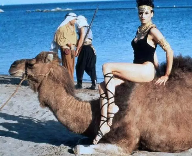 Дневная фотомодель (1994) смотреть онлайн Дневная фотомодель (1994) фильм смотреть онлайн