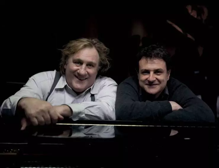 Маленький мир (2010) смотреть онлайн Маленький мир (2010) фильм смотреть онлайн