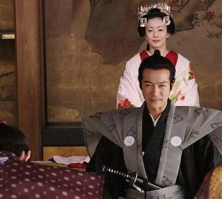 Замок скрещенных судеб (2012) смотреть онлайн Замок скрещенных судеб (2012) фильм смотреть онлайн