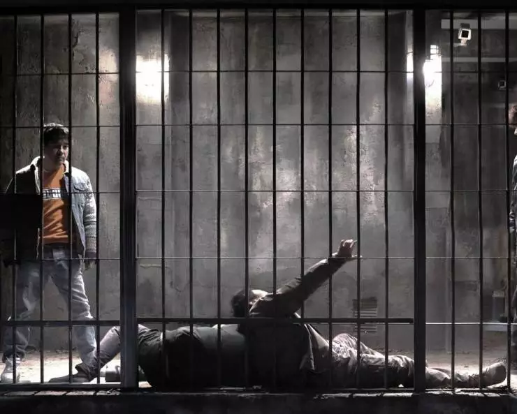 Неприкасаемые и в законе (2015) смотреть онлайн бесплатно Неприкасаемые и в законе (2015) фильм смотреть онлайн бесплатно