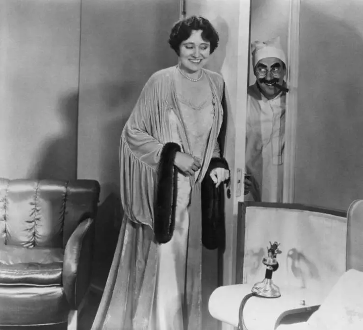 Утиный суп (1933) смотреть онлайн бесплатно Утиный суп (1933) фильм смотреть онлайн бесплатно