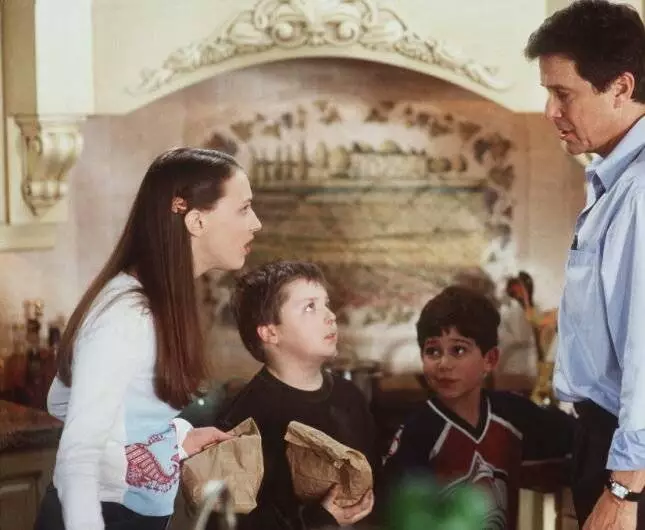 Мама объявила забастовку (2002) в хорошем качестве смотреть онлайн Мама объявила забастовку (2002) фильм в хорошем качестве смотреть онлайн