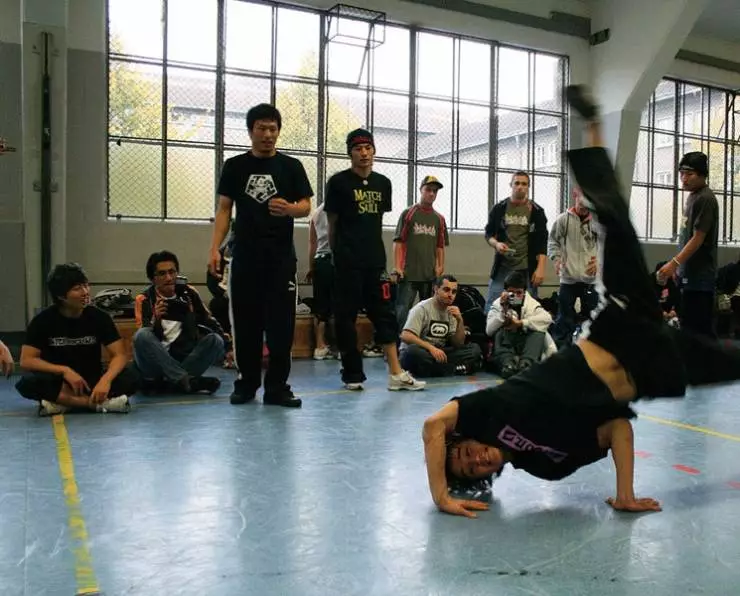 Планета би-боев (2007) смотреть онлайн Планета би-боев (2007) фильм смотреть онлайн