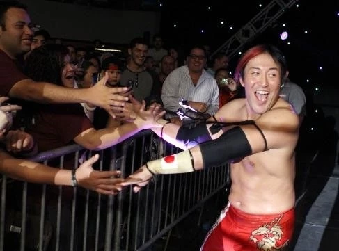 WWE SmackDown (1999) в хорошем качестве смотреть онлайн WWE SmackDown (1999) сериал в хорошем качестве смотреть онлайн