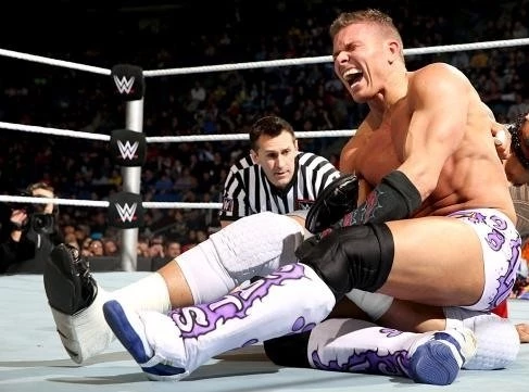 WWE SmackDown (1999) смотреть онлайн бесплатно WWE SmackDown (1999) сериал смотреть онлайн бесплатно