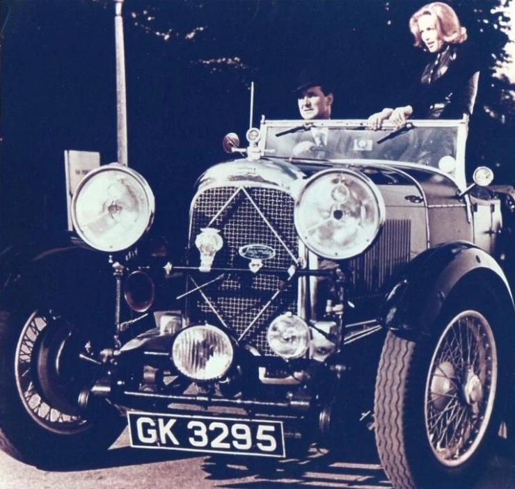 Мстители (1961) смотреть онлайн бесплатно Мстители (1961) сериал смотреть онлайн бесплатно