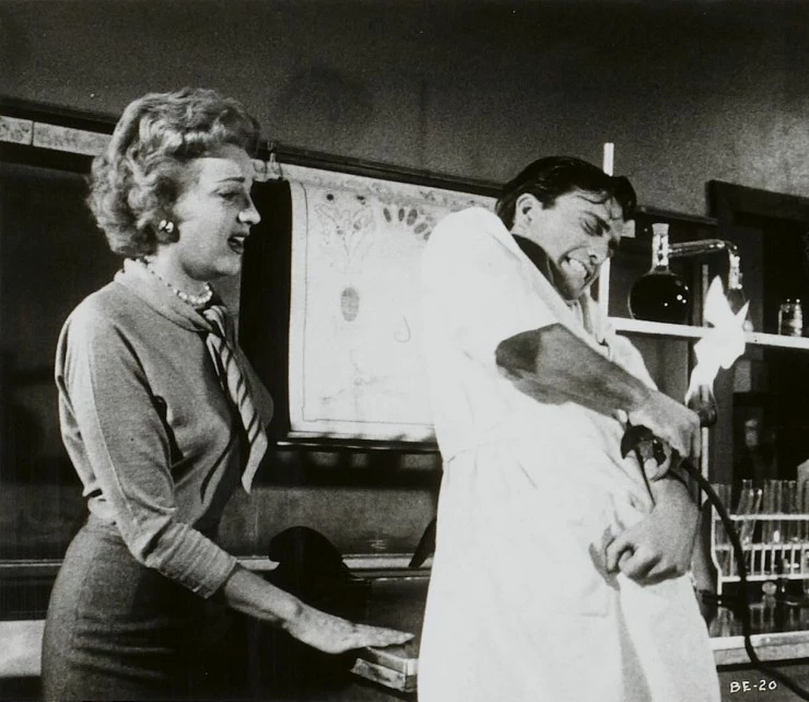 Пожиратели мозгов (1958) смотреть онлайн Пожиратели мозгов (1958) фильм смотреть онлайн