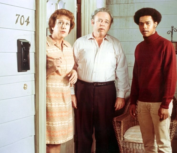 Все в семье (1971) смотреть онлайн бесплатно Все в семье (1971) сериал смотреть онлайн бесплатно