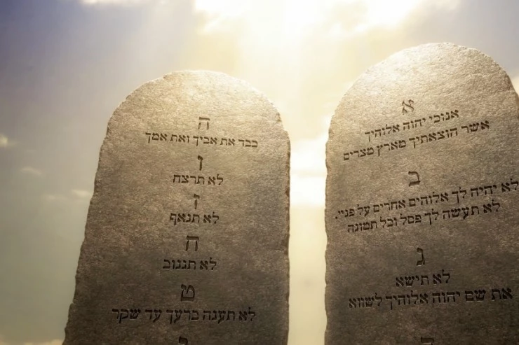 В поисках истины (2022) смотреть онлайн бесплатно В поисках истины (2022) сериал смотреть онлайн бесплатно