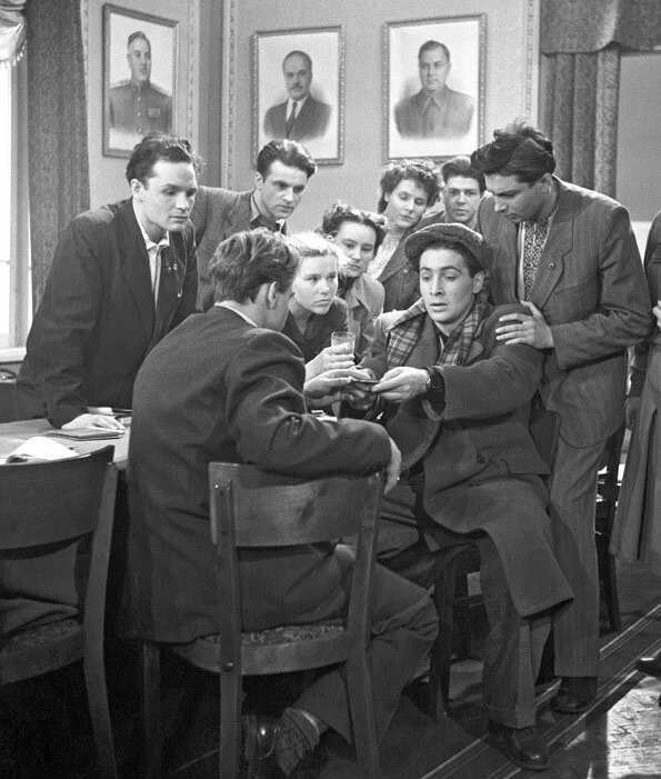 Об этом забывать нельзя (1954) смотреть онлайн бесплатно Об этом забывать нельзя (1954) фильм смотреть онлайн бесплатно