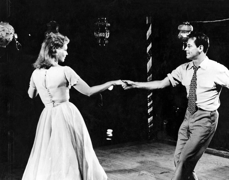 Пикник (1955) смотреть онлайн бесплатно Пикник (1955) фильм смотреть онлайн бесплатно