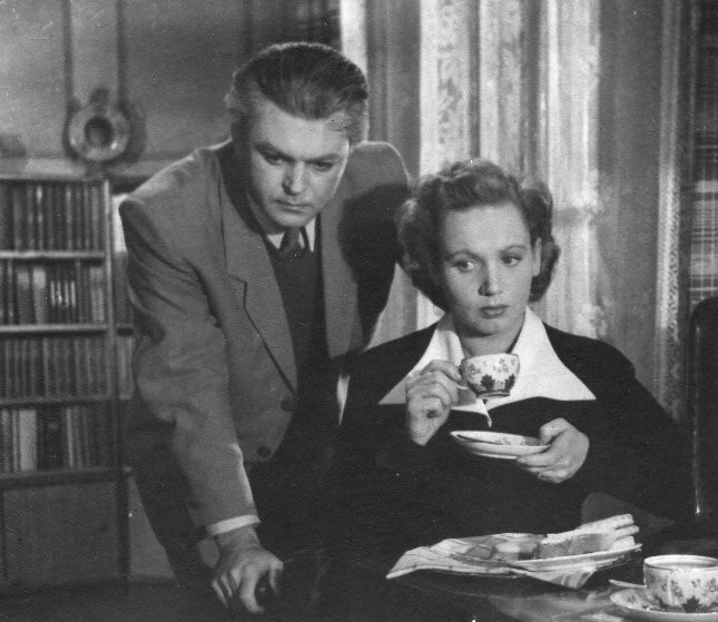 Об этом забывать нельзя (1954) в хорошем качестве смотреть онлайн Об этом забывать нельзя (1954) фильм в хорошем качестве смотреть онлайн