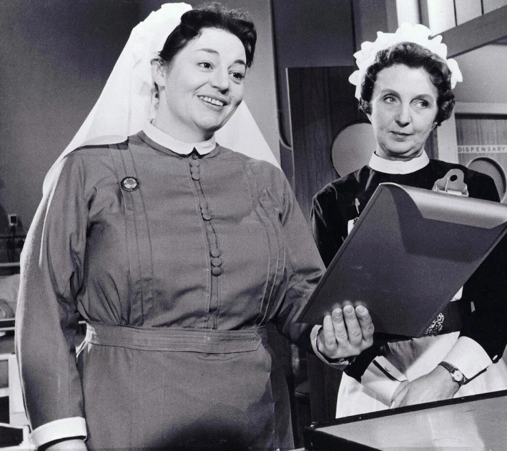 Так держать, медсестра! (1959) смотреть онлайн Так держать, медсестра! (1959) фильм смотреть онлайн