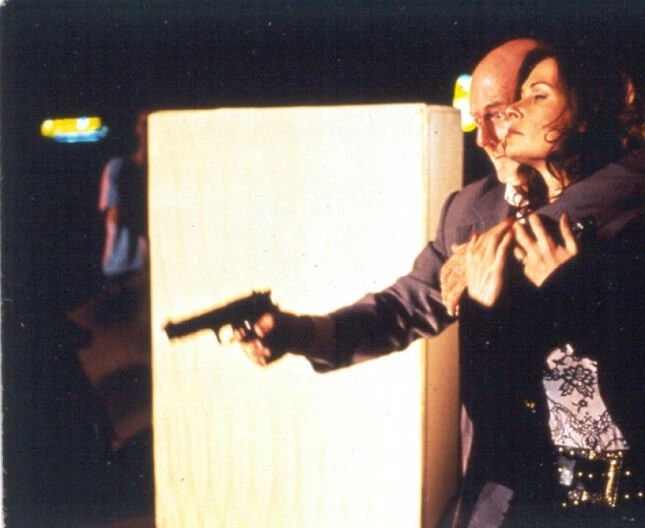 Под прицелом (1995) в хорошем качестве смотреть онлайн Под прицелом (1995) фильм в хорошем качестве смотреть онлайн