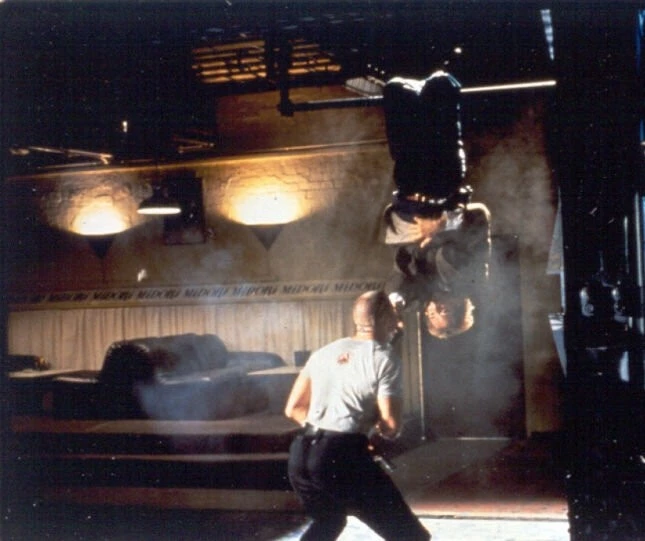 Под прицелом (1995) смотреть онлайн бесплатно Под прицелом (1995) фильм смотреть онлайн бесплатно