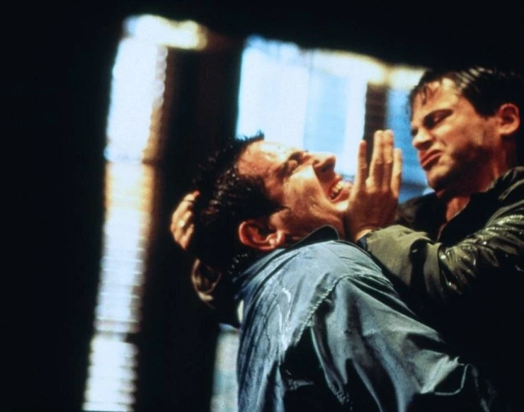 Рискуя жизнью (1996) в хорошем качестве смотреть онлайн Рискуя жизнью (1996) фильм в хорошем качестве смотреть онлайн