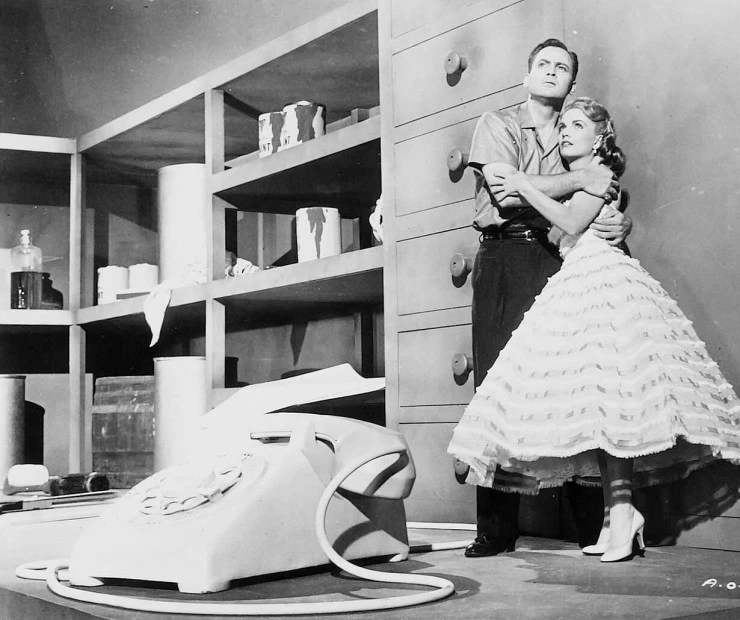 Нападение людей-кукол (1958) смотреть онлайн Нападение людей-кукол (1958) фильм смотреть онлайн