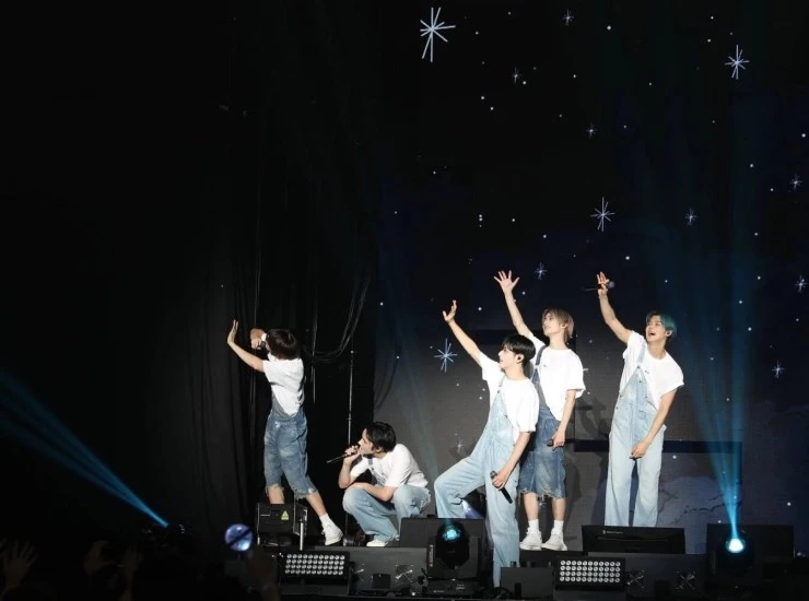 TOMORROW X TOGETHER: OUR LOST SUMMER (2023) смотреть онлайн TOMORROW X TOGETHER: OUR LOST SUMMER (2023) фильм смотреть онлайн