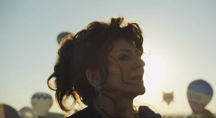 Тусовщица (2014) в хорошем качестве смотреть онлайн Тусовщица (2014) фильм в хорошем качестве смотреть онлайн