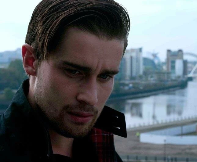 Безусловная любовь (2012) смотреть онлайн Безусловная любовь (2012) фильм смотреть онлайн