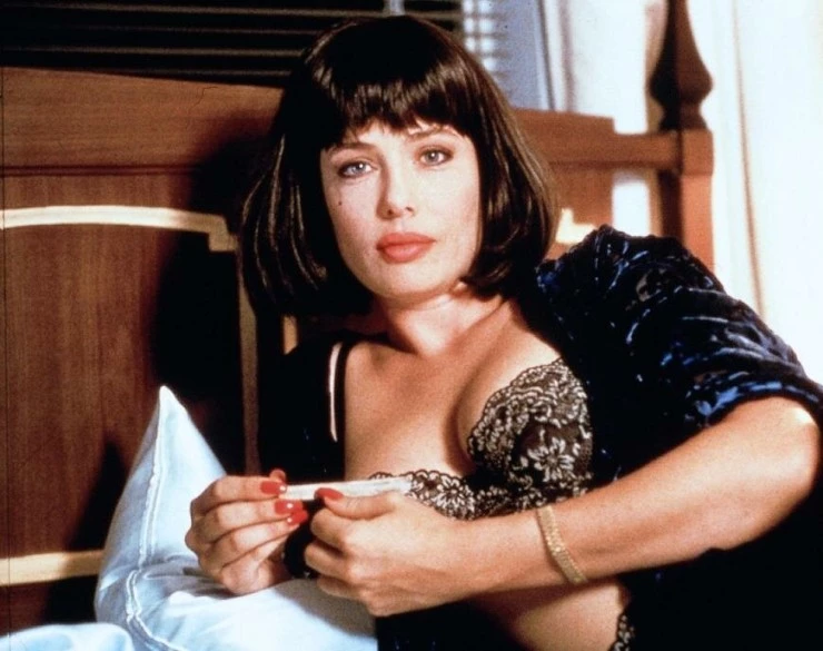 Предательство голубки (1992) в хорошем качестве смотреть онлайн Предательство голубки (1992) фильм в хорошем качестве смотреть онлайн