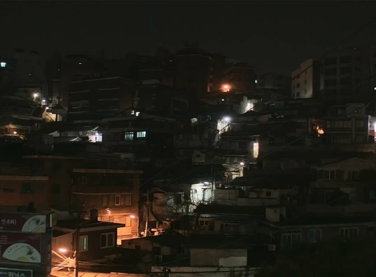 В одиночку (2015) в хорошем качестве смотреть онлайн В одиночку (2015) фильм в хорошем качестве смотреть онлайн