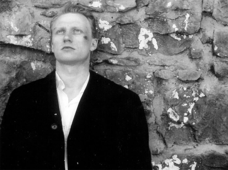 Шестнадцать лет похмелья (2003) смотреть онлайн бесплатно Шестнадцать лет похмелья (2003) фильм смотреть онлайн бесплатно