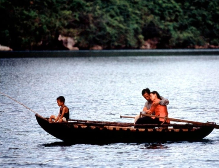 Вертикальный луч солнца (2000) смотреть онлайн Вертикальный луч солнца (2000) фильм смотреть онлайн