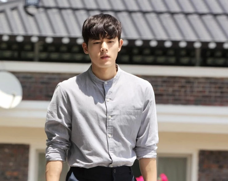 Полустанок (2021) смотреть онлайн Полустанок (2021) фильм смотреть онлайн