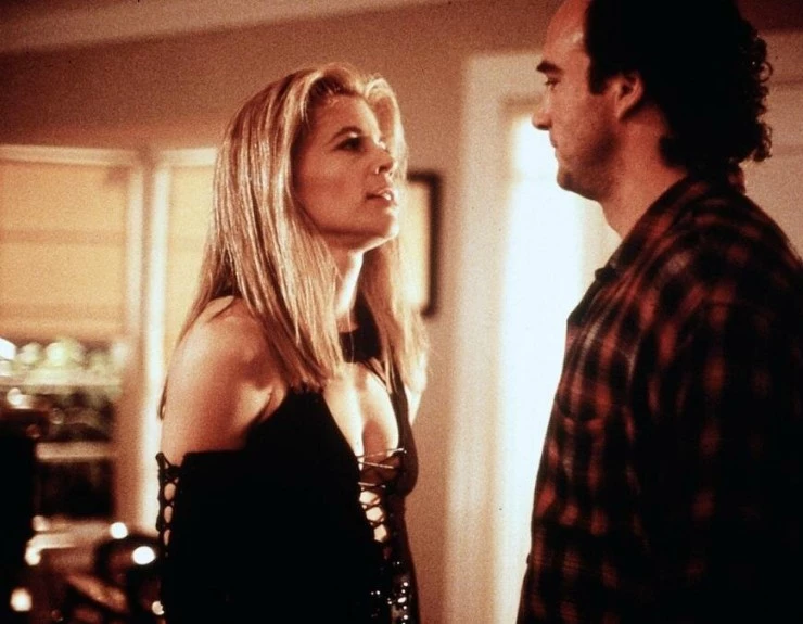 Телохранитель по найму (1995) смотреть онлайн бесплатно Телохранитель по найму (1995) фильм смотреть онлайн бесплатно