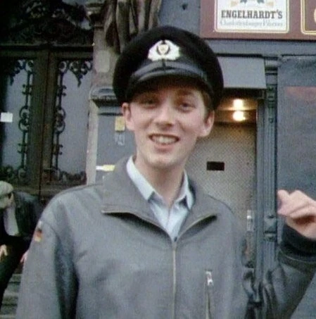 B-Movie: Шум и ярость в Западном Берлине (2015) в хорошем качестве смотреть онлайн B-Movie: Шум и ярость в Западном Берлине (2015) фильм в хорошем качестве смотреть онлайн