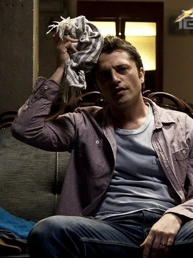 Краткая история долгих предательств (2012) смотреть онлайн бесплатно Краткая история долгих предательств (2012) фильм смотреть онлайн бесплатно