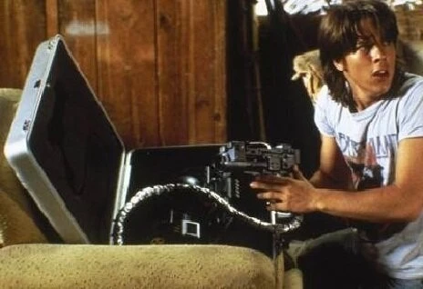 Таинственное оружие (1989) в хорошем качестве смотреть онлайн Таинственное оружие (1989) фильм в хорошем качестве смотреть онлайн