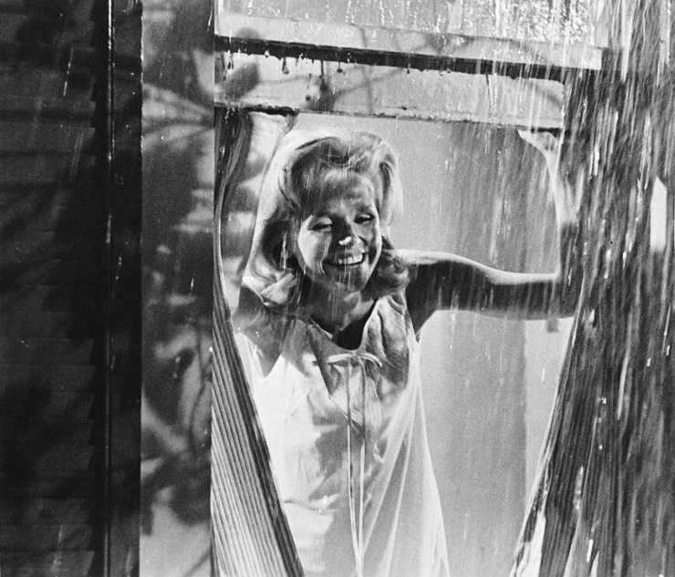 Дни вина и роз (1962) в хорошем качестве смотреть онлайн Дни вина и роз (1962) фильм в хорошем качестве смотреть онлайн