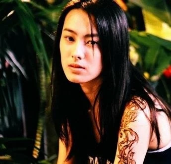 Паучьи лилии (2007) смотреть онлайн бесплатно Паучьи лилии (2007) фильм смотреть онлайн бесплатно