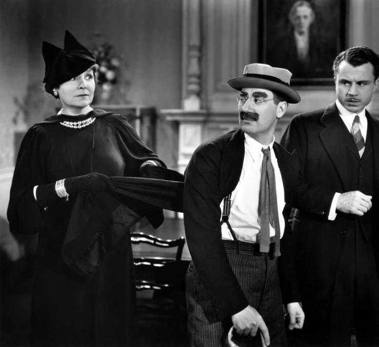 День на скачках (1937) смотреть онлайн День на скачках (1937) фильм смотреть онлайн