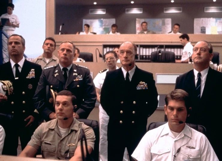 Флагман меняет курс (2002) смотреть онлайн бесплатно Флагман меняет курс (2002) фильм смотреть онлайн бесплатно