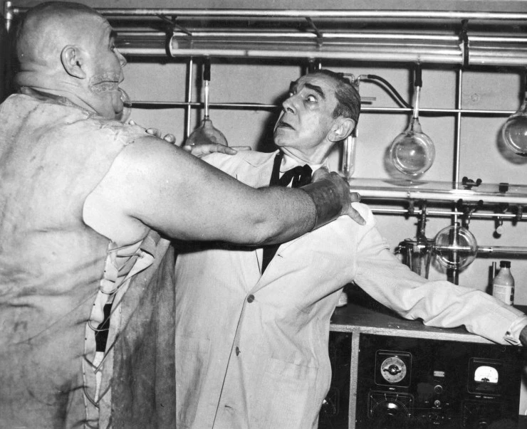 Невеста монстра (1955) в хорошем качестве смотреть онлайн Невеста монстра (1955) фильм в хорошем качестве смотреть онлайн