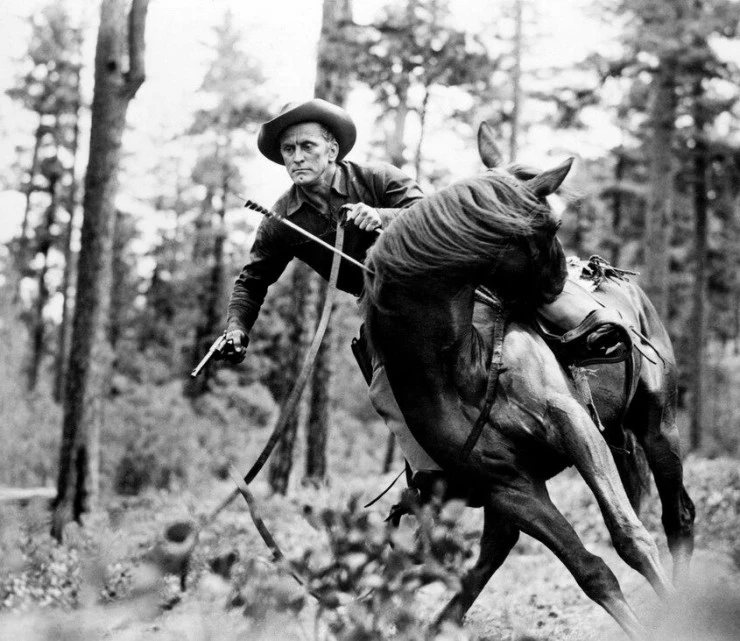 Индейский воин (1955) в хорошем качестве смотреть онлайн Индейский воин (1955) фильм в хорошем качестве смотреть онлайн