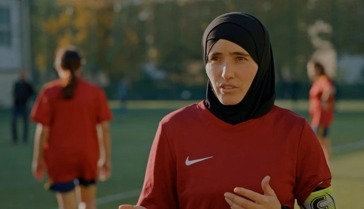 Бей первой! (2023) в хорошем качестве смотреть онлайн Бей первой! (2023) фильм в хорошем качестве смотреть онлайн