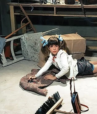 Школьный призрак (1987) в хорошем качестве смотреть онлайн Школьный призрак (1987) фильм в хорошем качестве смотреть онлайн