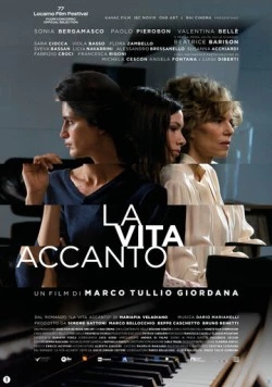 Далекие близкие / La vita accanto (2024) фильм смотреть онлайн в хорошем качестве