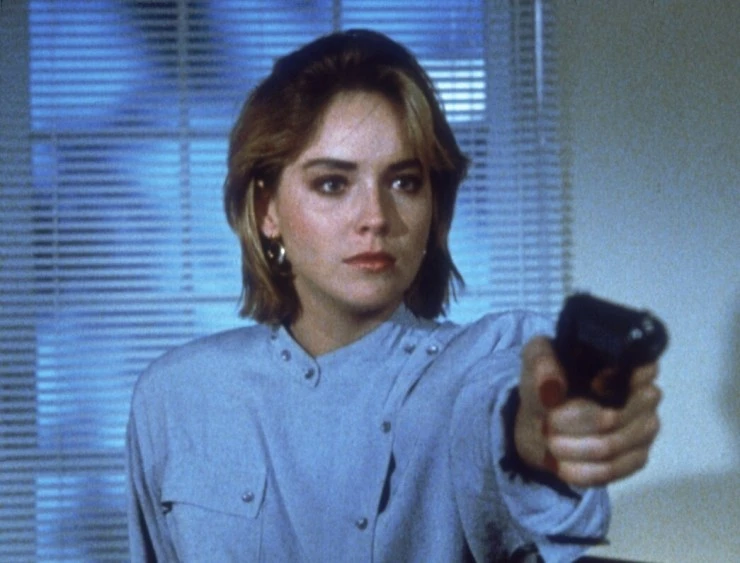 Холодная сталь (1987) смотреть онлайн Холодная сталь (1987) фильм смотреть онлайн