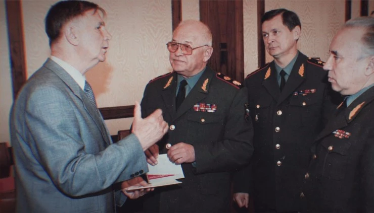 Красные пингвины (2019) в хорошем качестве смотреть онлайн Красные пингвины (2019) фильм в хорошем качестве смотреть онлайн